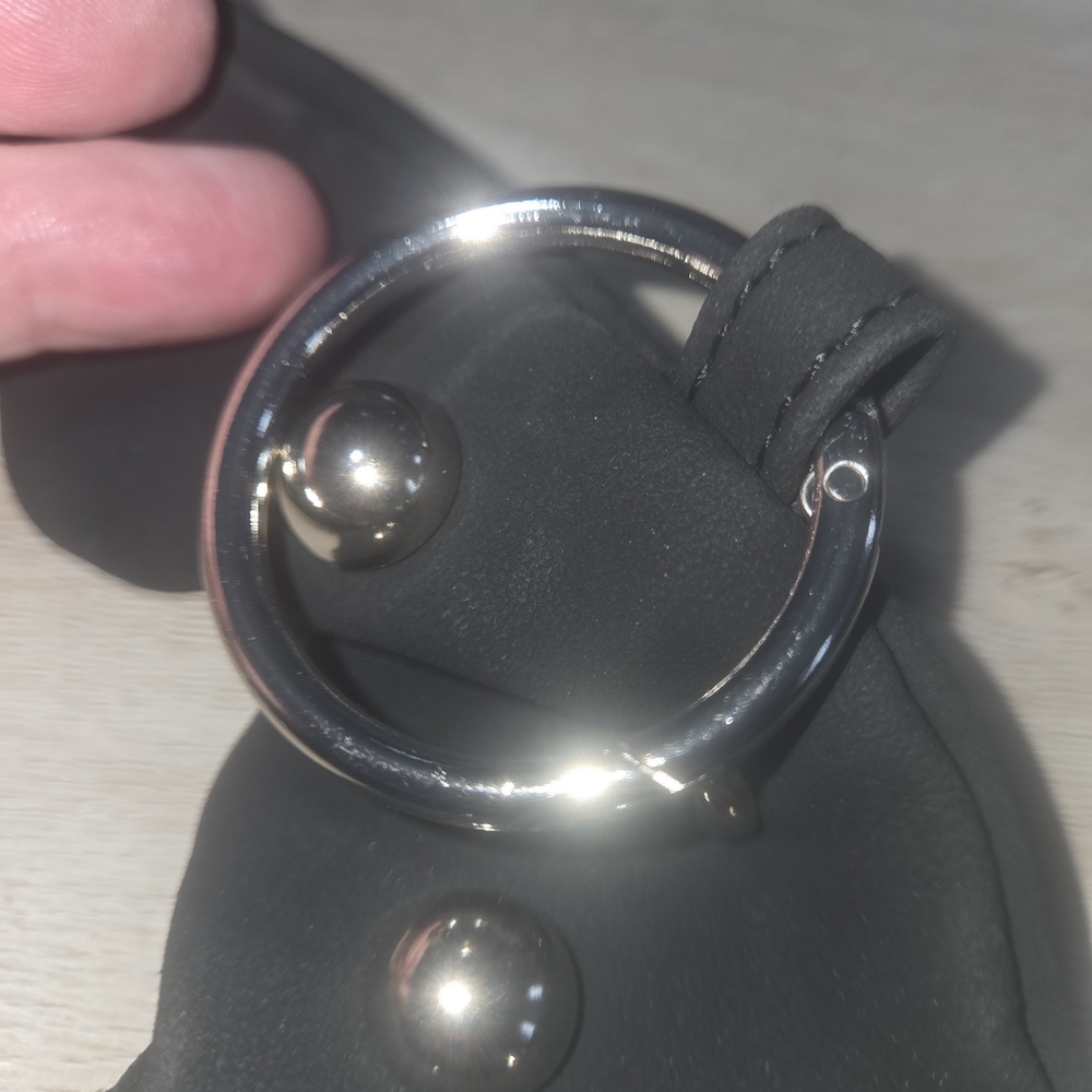 Elegant Black Hobo Bag with Silver Accents - Picture 6 of 6